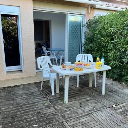A La Roquille, Piscine, Tennis, Parking, Proche Plages Et Village Naturiste - Fr-1-749-21 Apartamento
